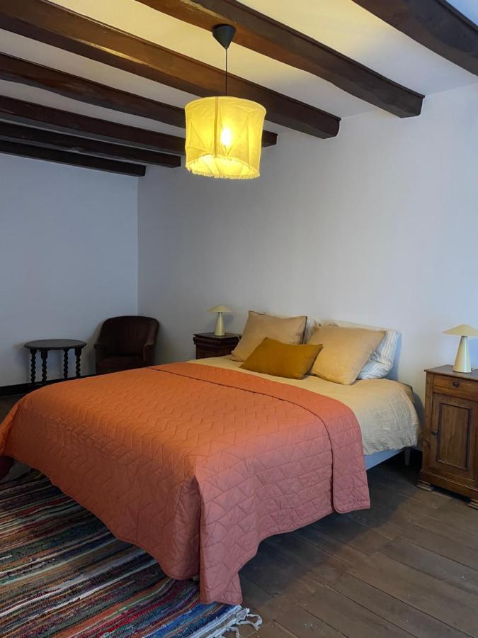 Auberge Du Boisne Villebois-Lavalette Εξωτερικό φωτογραφία